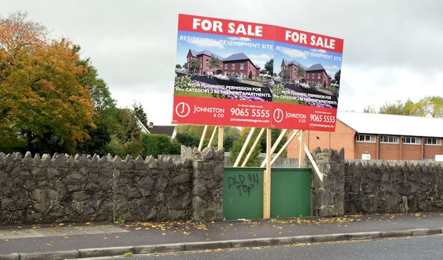 Estate agents' sign, Dundonald (October 2015)