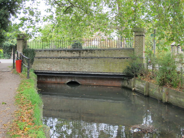 Bridge over the New River (old course) at Church Street (A110), EN2