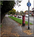SU9577 : Footpath and cycleway sign, Maidenhead Road, Windsor by Jaggery