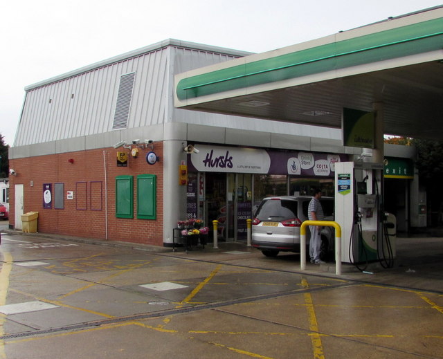 Hursts filling station shop, Maidenhead Road, Windsor