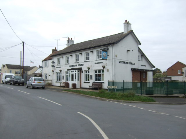 The Queens Head, Emneth © JThomas :: Geograph Britain and Ireland