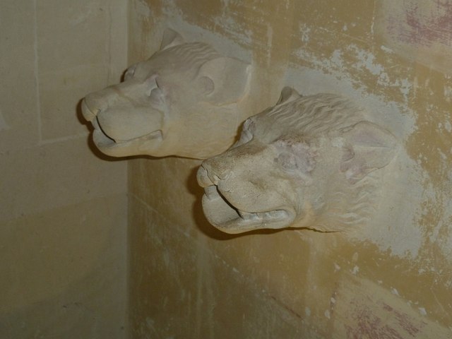 Woodchester Mansion - Bathroom - Water inlets
