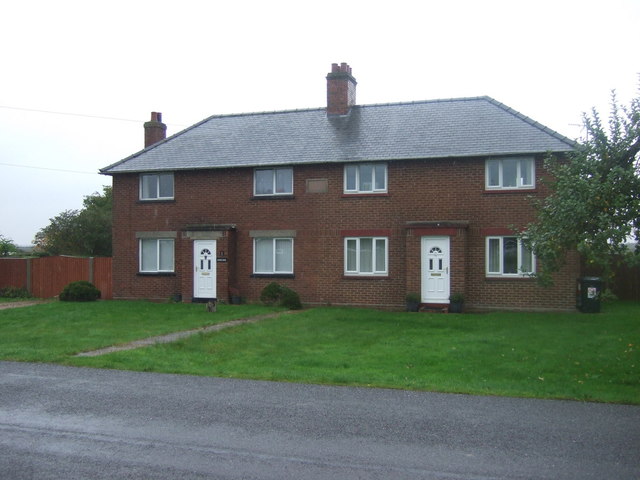Houses on Marsh Road