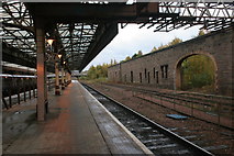 NO1123 : Platform 7, Perth Station by Richard Sutcliffe