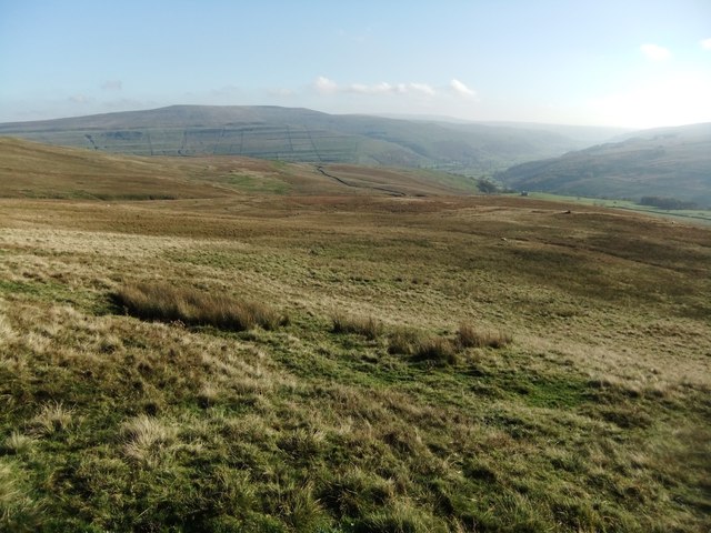 Yockenthwaite open grassland © David Brown :: Geograph Britain and Ireland