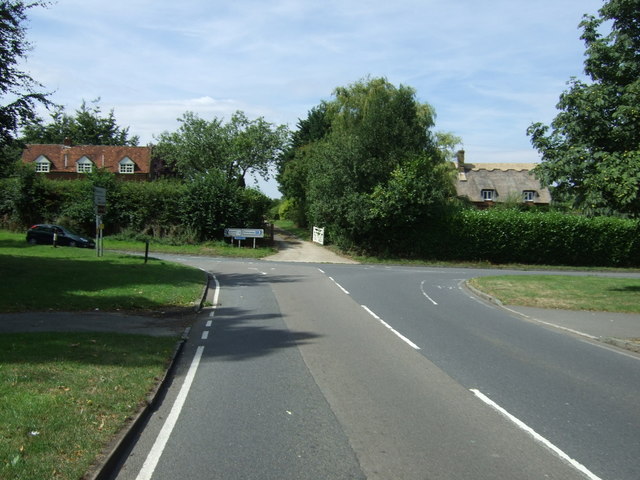 Road junction on School Lane, Husborne Crawley 