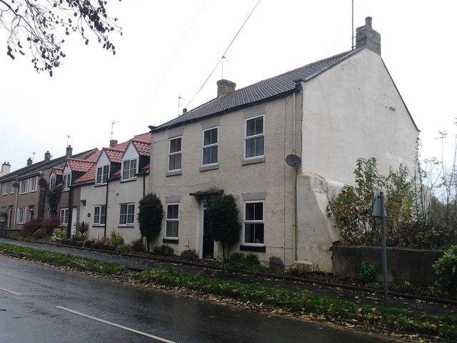 Houses on The Green, High Coniscliffe