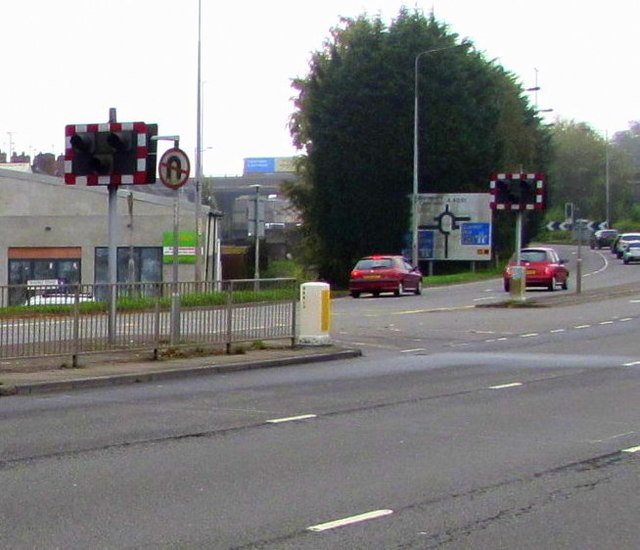 Malpas Fire Station stop lights, Newport © Jaggery :: Geograph Britain ...