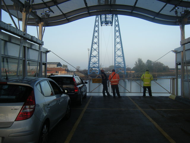 Transporter Bridge ready to depart