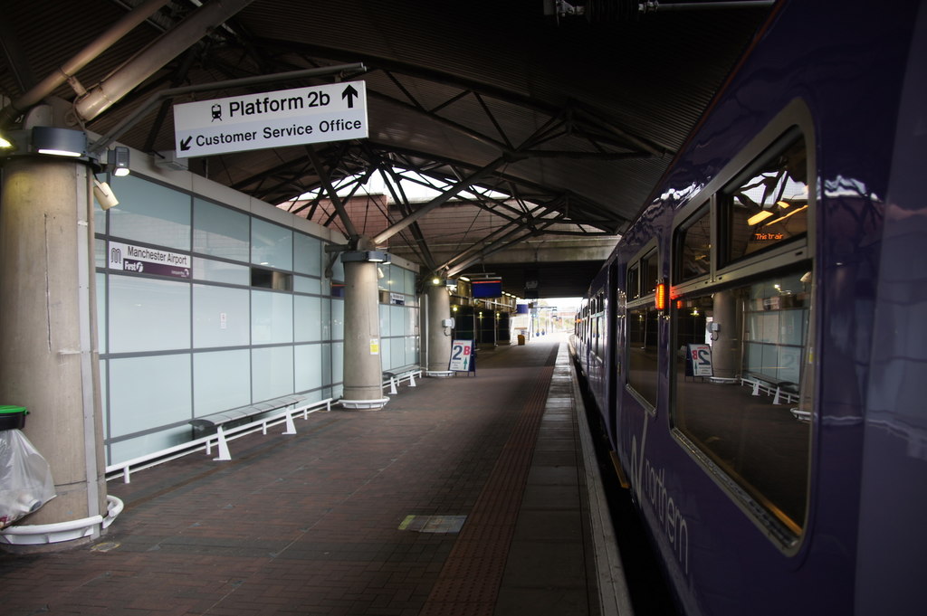 Manchester Airport Railway Station Mike Pennington Geograph 