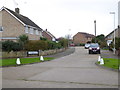 Looking into Oakleigh Close