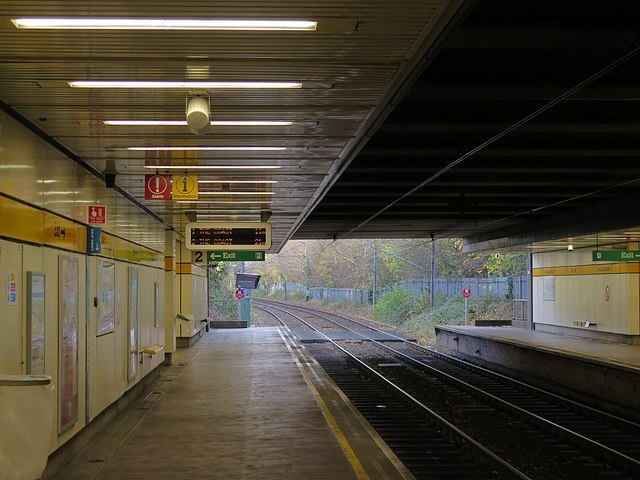 Four Lane Ends Metro Station