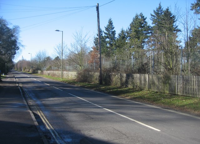 View along Elvetham Road