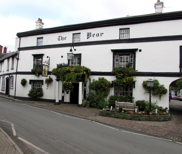 The Bear, Crickhowell © Jaggery :: Geograph Britain and Ireland