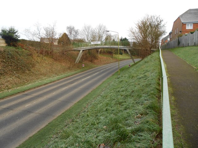 Welwyn: B656 footbridge