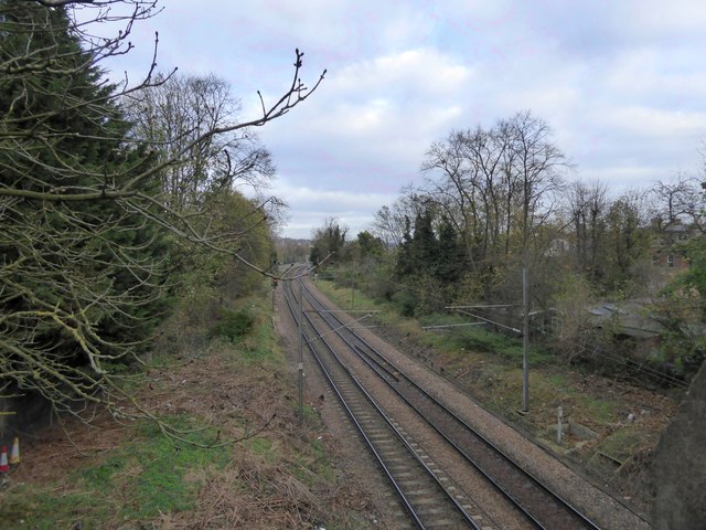 Railway line seen from Willesden Lane