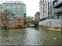 SU7273 : Alternative route, River Kennet, Reading by Robin Webster