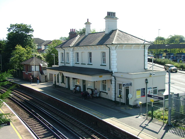 Woolston Station © Rob Candlish Geograph Britain And Ireland 4994