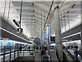 Canary Wharf tube station, Jubilee Line - interior (6)