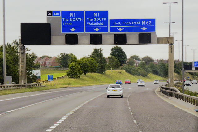 Sign Gantry over Eastbound M62 near to... © David Dixon :: Geograph ...