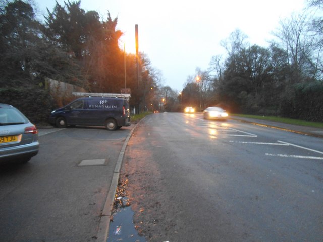 Brooklands Road by St George's Hill