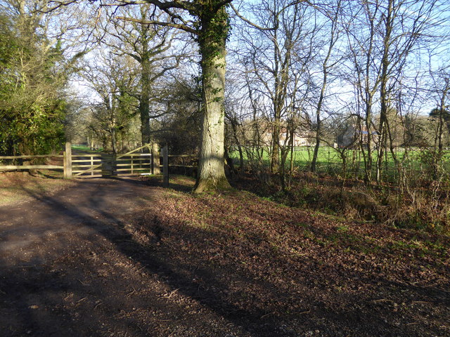 Gateway and buildings at Pensfold Farm