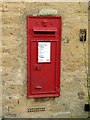 TL0799 : Postbox at The Old Post Office, Wansford, ref PE8 80 by Alan Murray-Rust