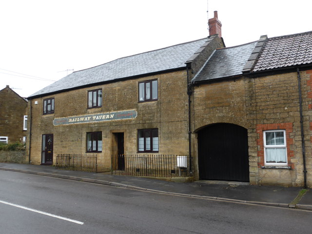 Former public house, Crewkerne