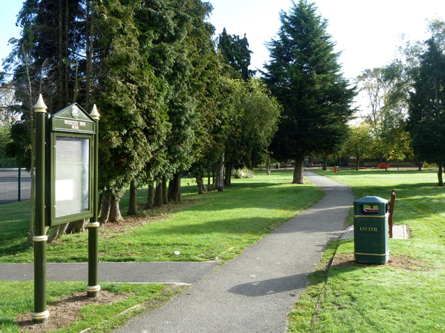 Path and notice board, Woodcock Park © Robin Webster cc-by-sa/2.0 ...