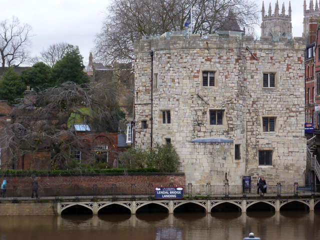 Lendal Tower, York © Chris Allen cc-by-sa/2.0 :: Geograph Britain and ...