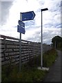 NT2866 : Signpost, Loanhead railway paths by Richard Webb