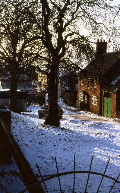 The Row, Ansty, 1981