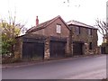 Building with multiple garages, Hough Top