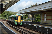 TQ4109 : Brighton Train pulls into Lewes Station by N Chadwick