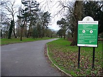 TQ3893 : Main path, Chingford Mount Cemetery by Christine Johnstone