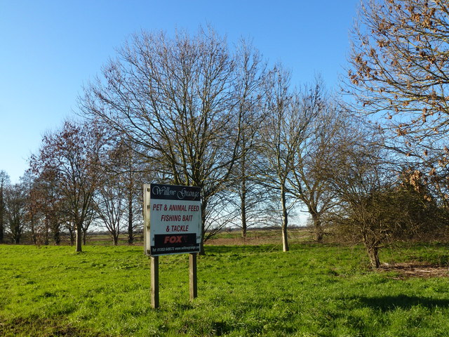 Sign for Willow Grange Farm, Chittering