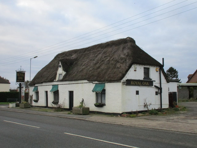 The Royal Oak Mareham le Fen © Jonathan Thacker :: Geograph Britain and ...