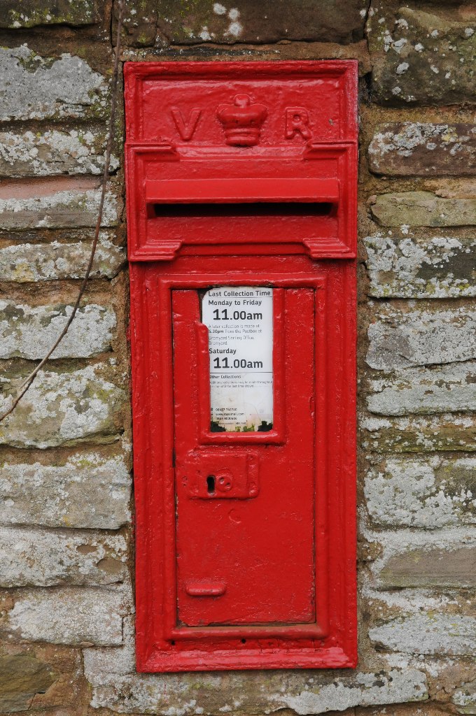 Victorian letterbox © Philip Halling cc-by-sa/2.0 :: Geograph Britain ...