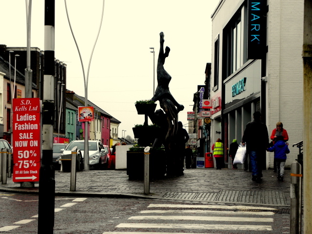 Balance sculpture, Omagh