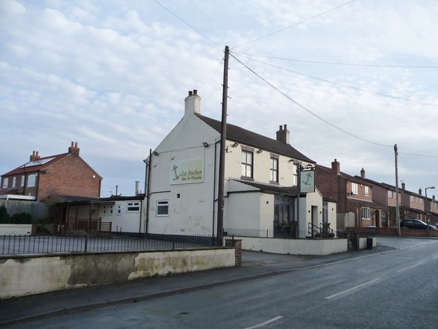 La Anchor, bar and pizzeria, Hensall © Christine Johnstone cc-by-sa/2.0 ...