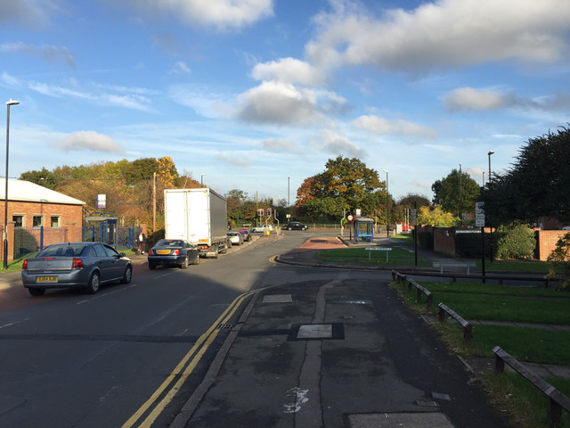 Looking east on Belgrave Road,... © Robin Stott cc-by-sa/2.0 ...