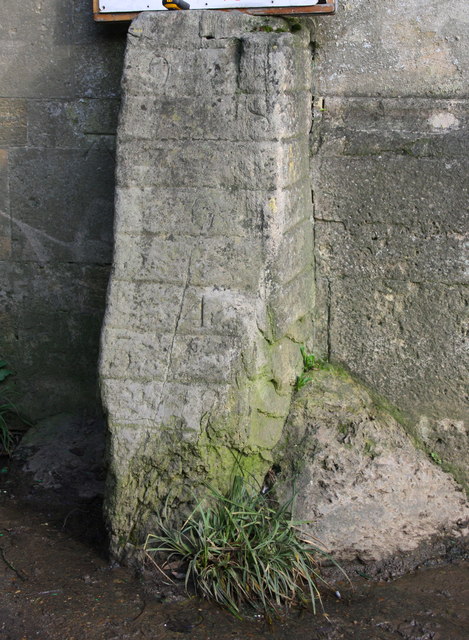 Stone with numbered gradations at Magdalen Boat House