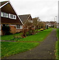 Path past Maple Walk houses, Pucklechurch