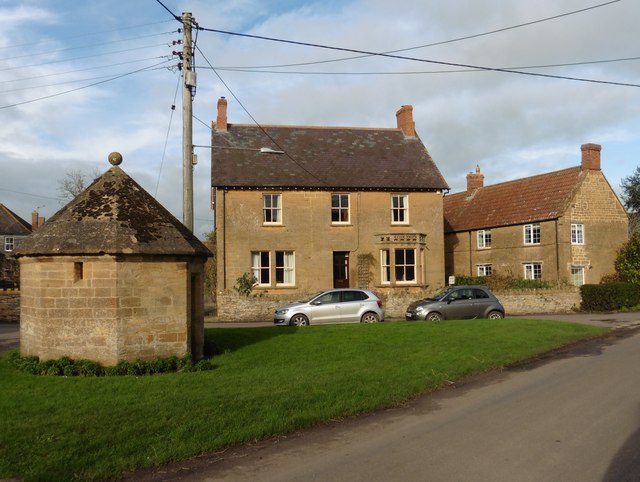 Village Green And Lock-up, Kingsbury © Roger Cornfoot :: Geograph 