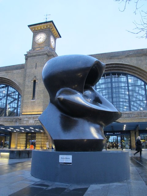 Large Spindle Piece 1974, King's Cross station forecourt