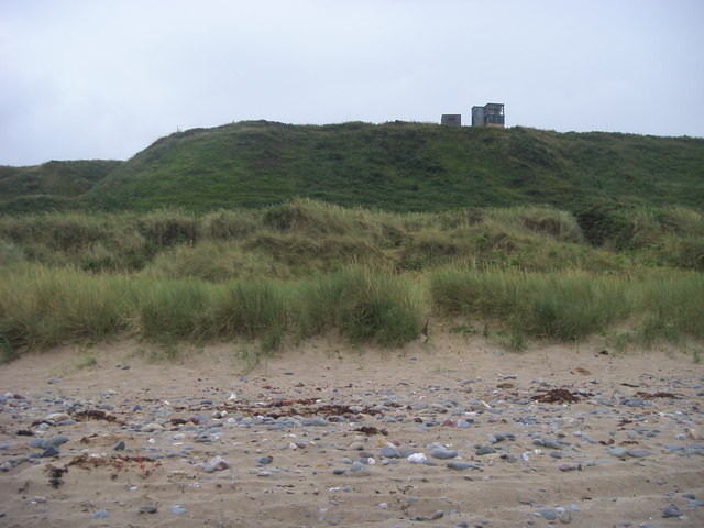 Looking to the old Coastguard Station
