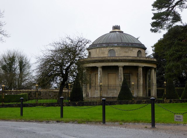 Bath Lodge, Dodington Park © Eirian Evans cc-by-sa/2.0 :: Geograph ...