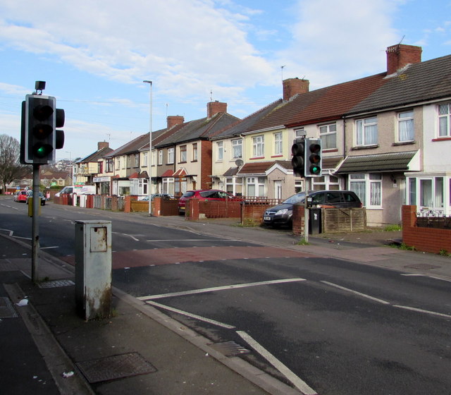 Pelican crossing, Somerton Road, Newport © Jaggery :: Geograph Britain ...