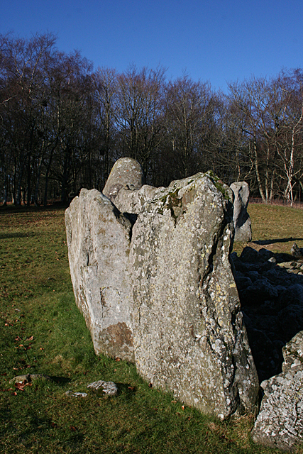 Loanhead of Daviot Recumbent Stone Circle (10)