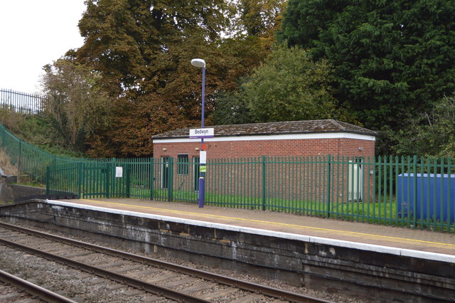 Bedwyn Station © N Chadwick cc-by-sa/2.0 :: Geograph Britain and Ireland